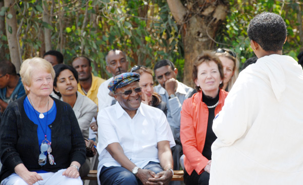 Gro Harlem Brundtland, Desmond Tutu and Mary Robinson speaking with a woman who was married as a child, in Ethiopia, June 2011